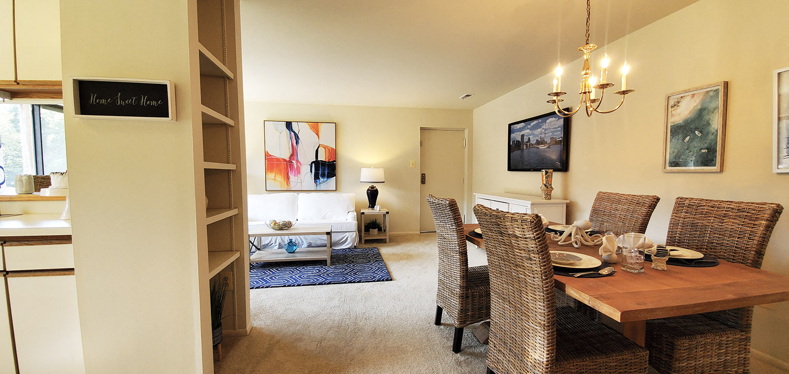 Dining Room at Mountain Ridge Apartments, Glen Burnie, Maryland